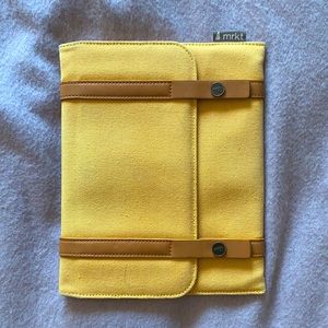 mrkt 12 inch iPad sleeve